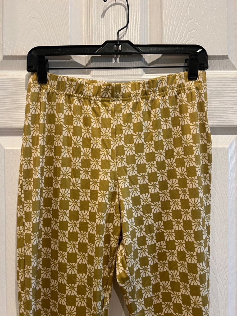 BILLABONG Retro Print Flare Leg Pull-on Pants - Picture 4 of 10